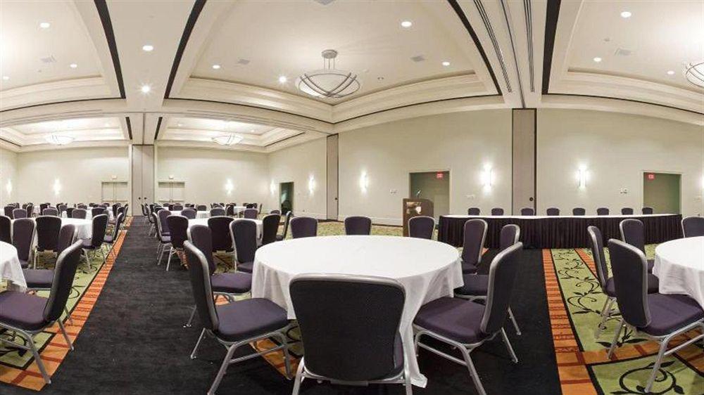 Clarion New Orleans - Airport & Conference Center