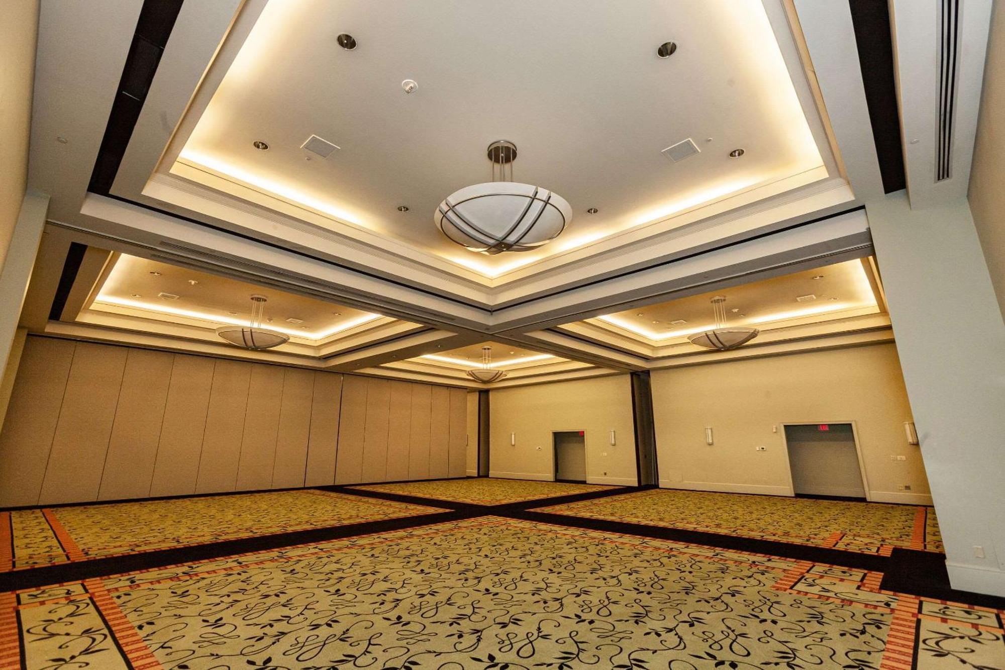 Clarion New Orleans - Airport & Conference Center 4*