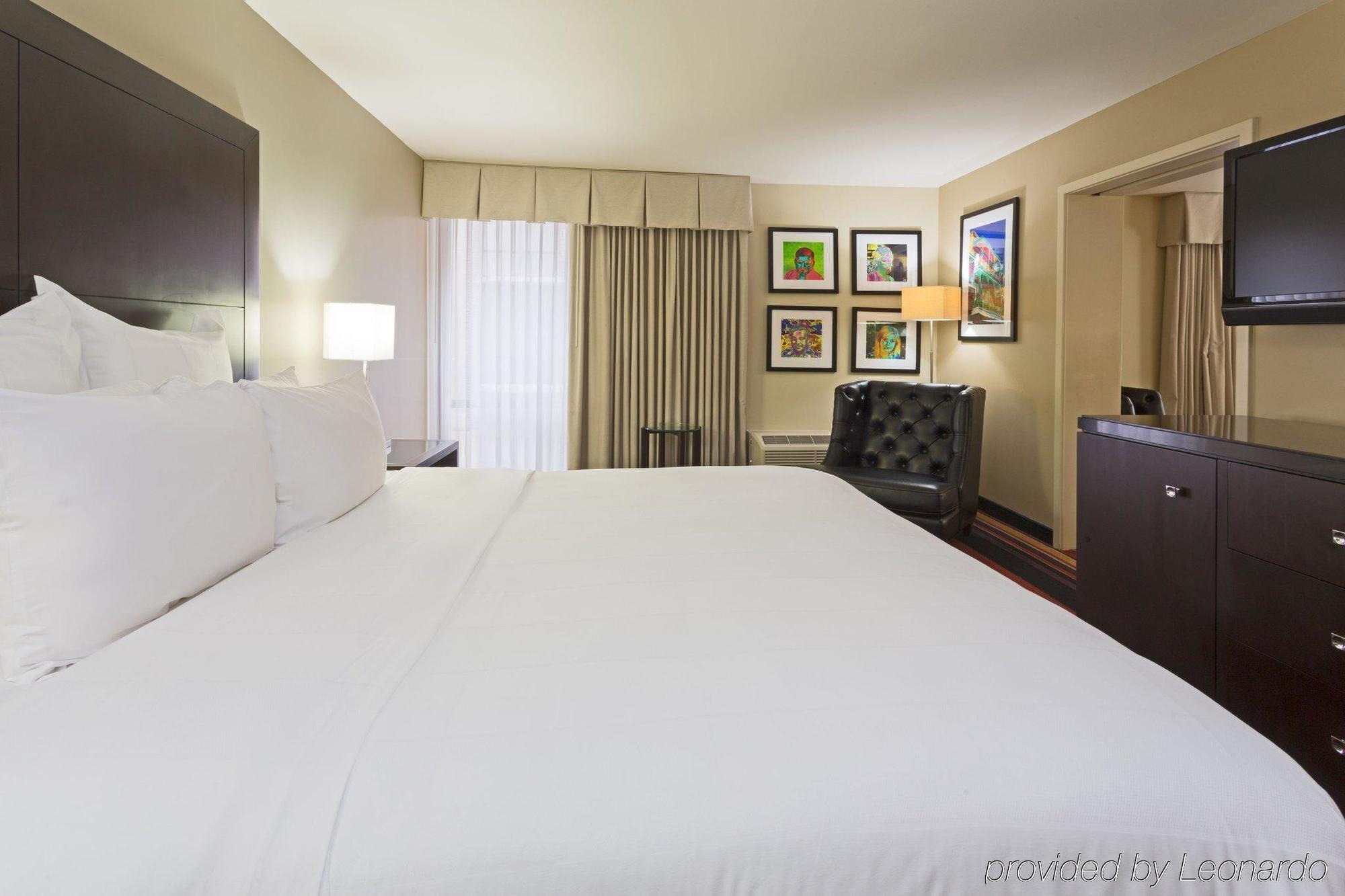 Clarion New Orleans - Airport & Conference Center 4*