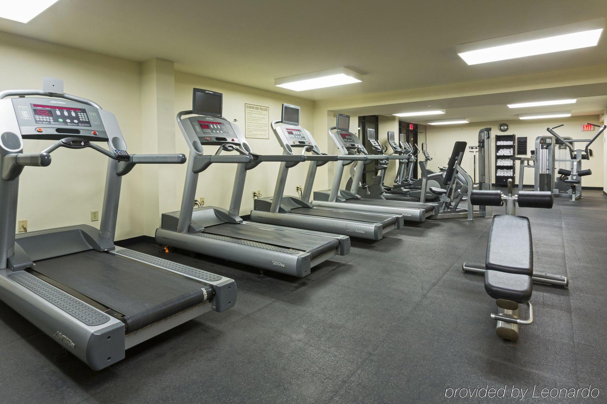 Clarion New Orleans - Airport & Conference Center Hotel