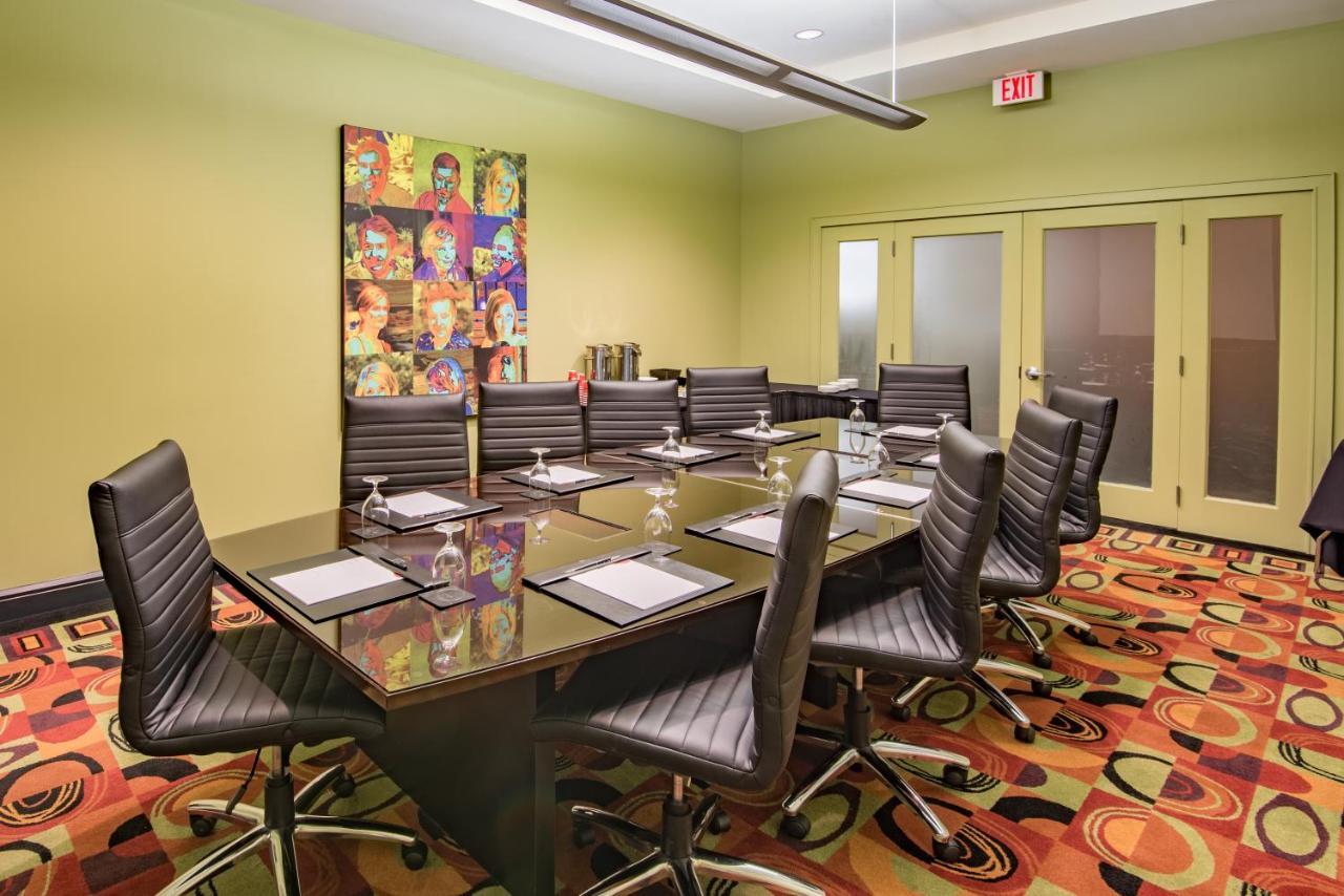 Clarion New Orleans - Airport & Conference Center Kenner